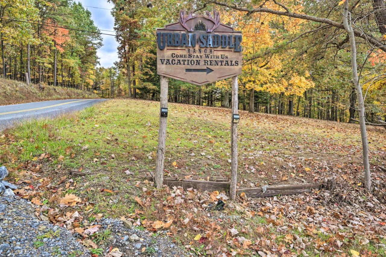 Cheyenne Ranch Apt With 50 Acres By Raystown Lake Huntingdon Exterior foto